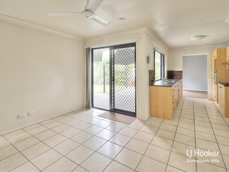 15 Tathra Street, Parkinson QLD 4115
