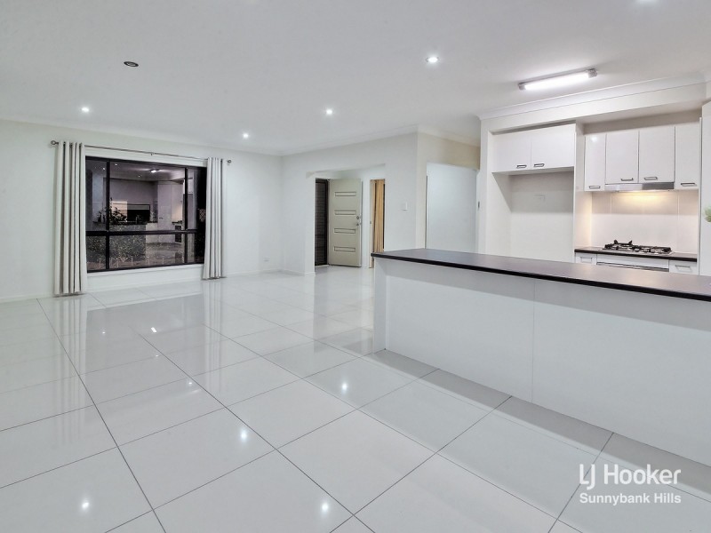 84 Holmead Road, Eight Mile Plains QLD 4113