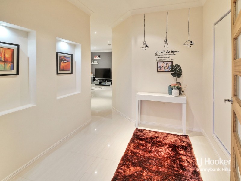 28 Phoenix Street, Rochedale QLD 4123