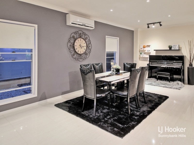 28 Phoenix Street, Rochedale QLD 4123