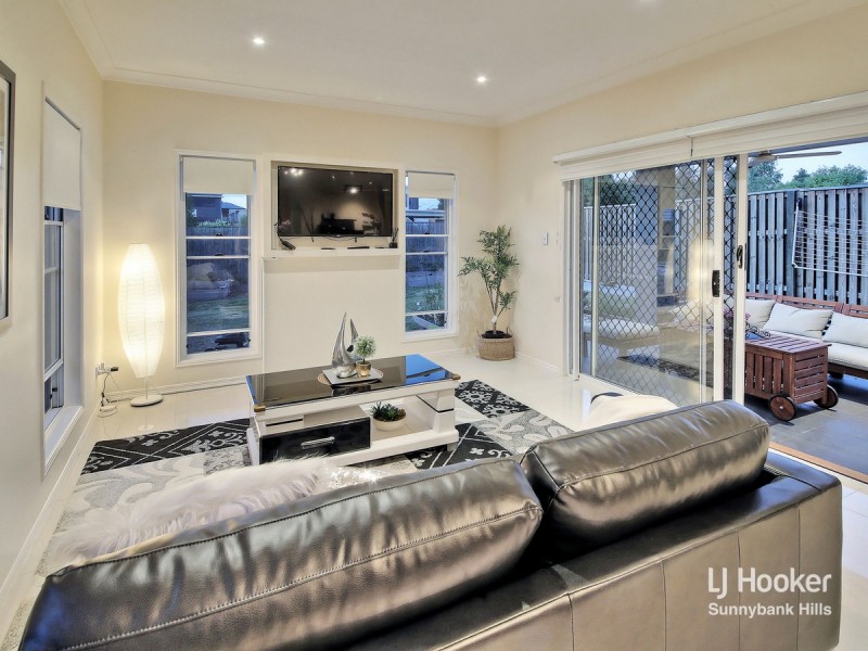 28 Phoenix Street, Rochedale QLD 4123