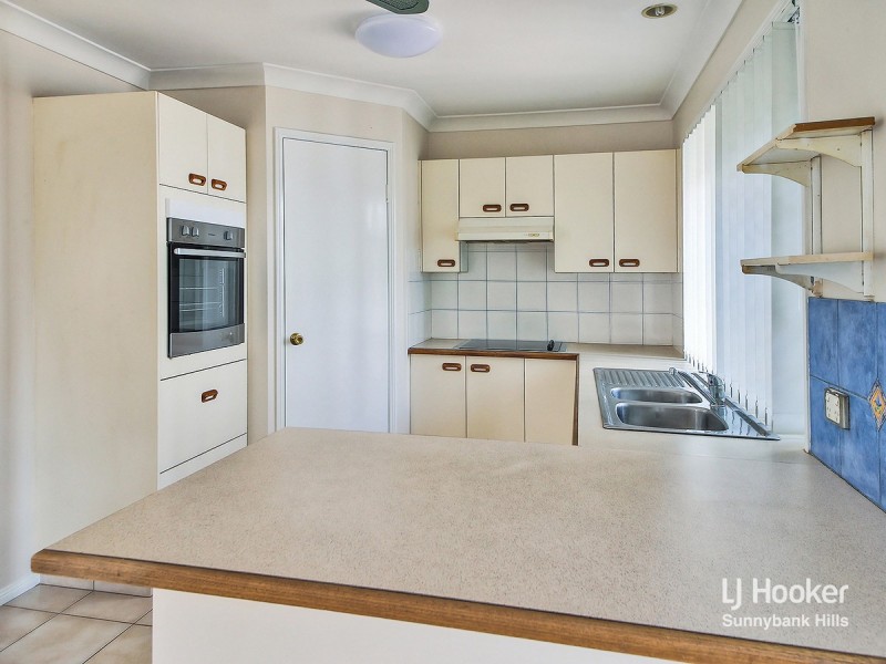 13 Brushtail Crescent, Doolandella QLD 4077