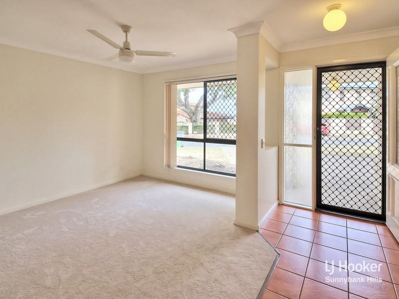 23/15 Parnassus Street, Robertson QLD 4109