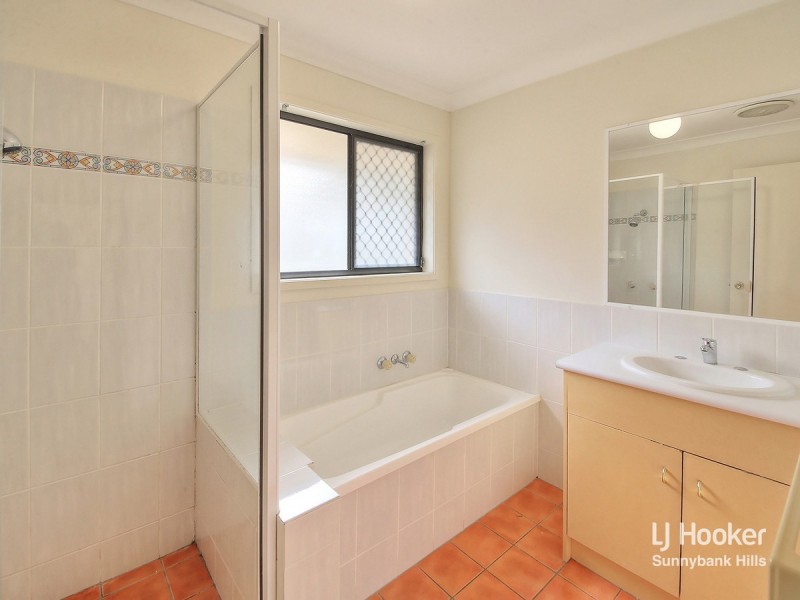 23/15 Parnassus Street, Robertson QLD 4109