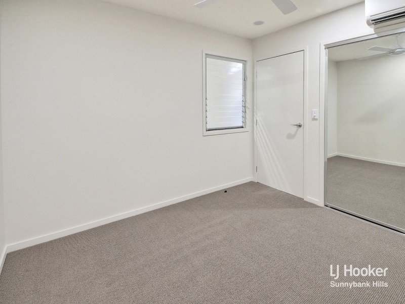 2102/1-5 Cremin Street, Upper Mount Gravatt QLD 4122