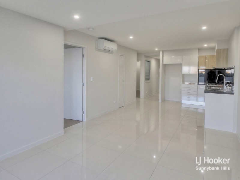 2102/1-5 Cremin Street, Upper Mount Gravatt QLD 4122