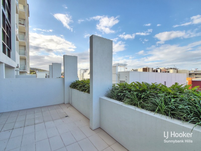 2102/1-5 Cremin Street, Upper Mount Gravatt QLD 4122