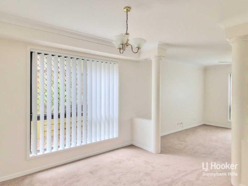 12 Apple Blossom Place, Eight Mile Plains QLD 4113