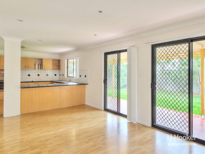 12 Apple Blossom Place, Eight Mile Plains QLD 4113