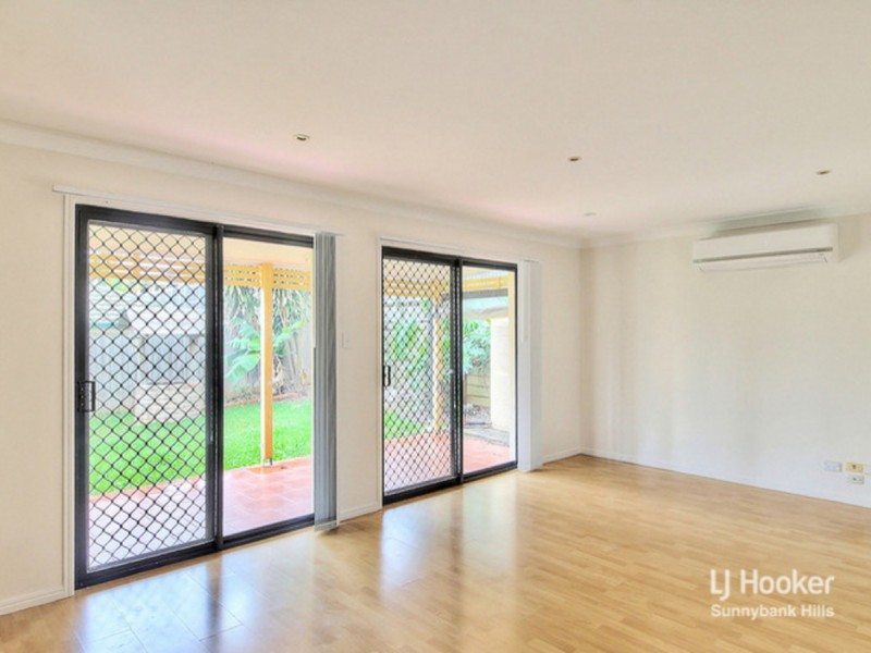 12 Apple Blossom Place, Eight Mile Plains QLD 4113