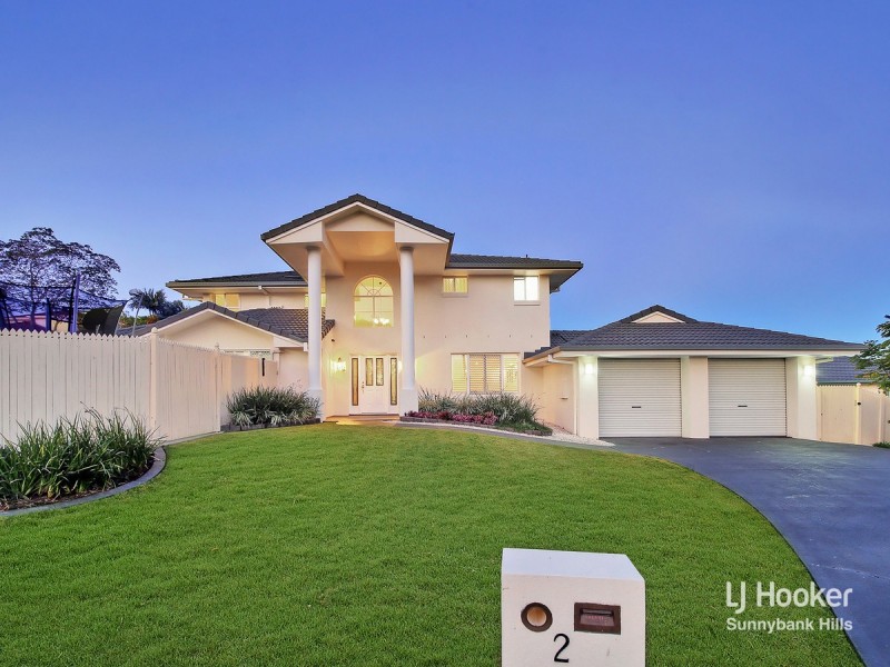 2 Portmarnock Way, Carindale QLD 4152