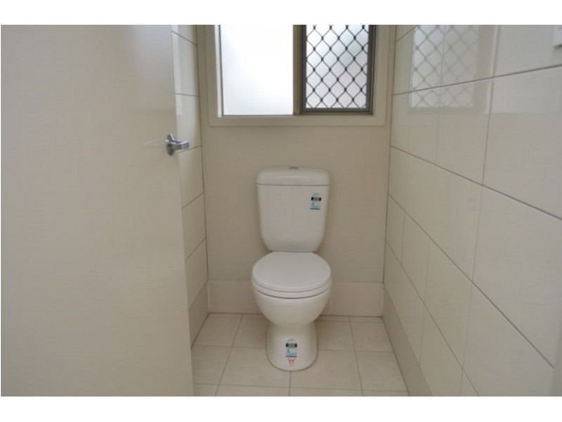 37a Estoril Street, Robertson QLD 4109