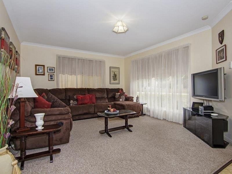 8 Vista Circuit, Runcorn QLD 4113