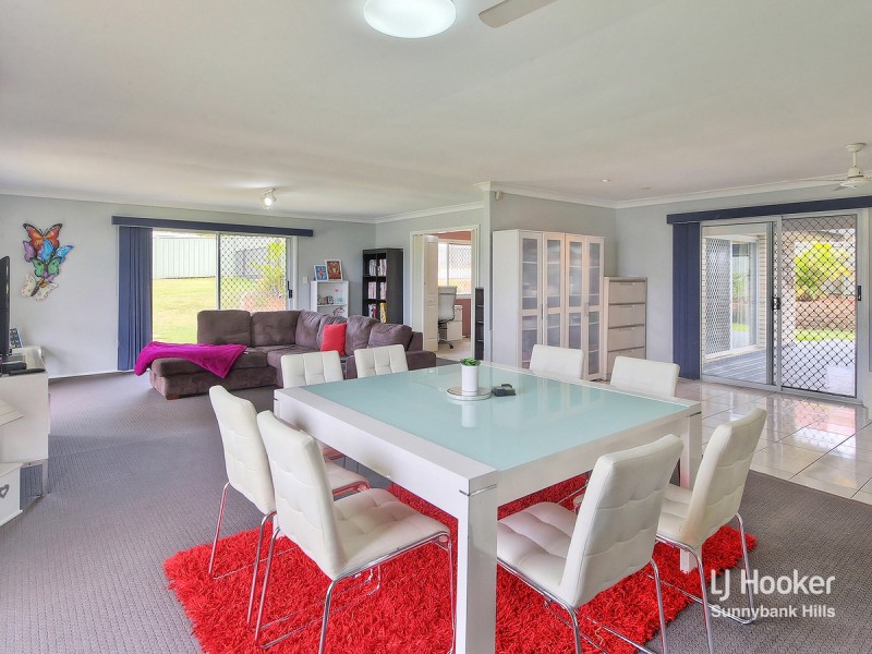 46 Owens Crescent, Regents Park QLD 4118