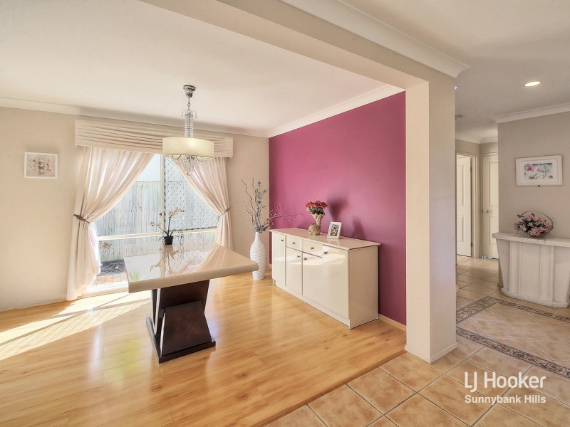 14 Regal Place, Eight Mile Plains QLD 4113