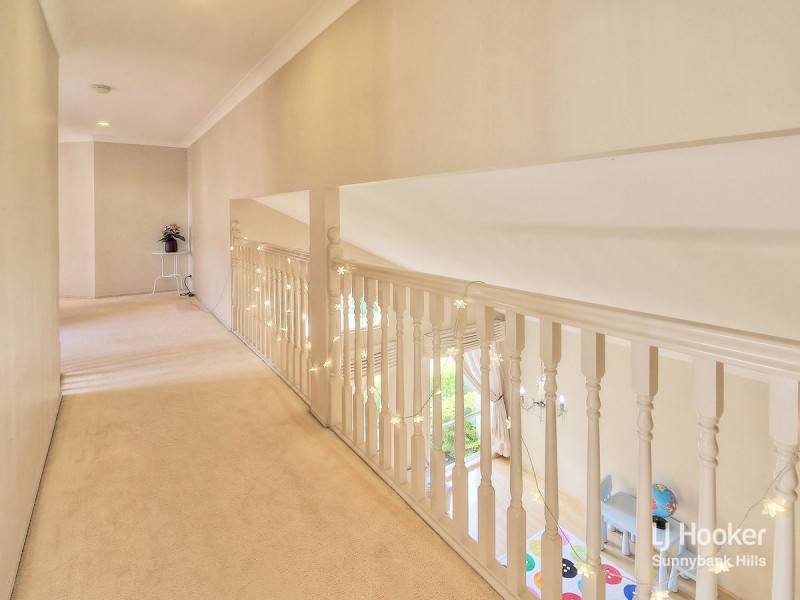 14 Regal Place, Eight Mile Plains QLD 4113