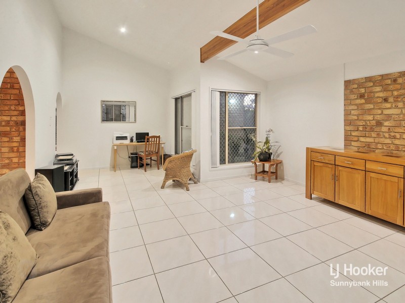 25 Harrison Street, Stretton QLD 4116