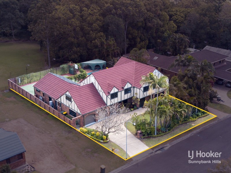 16 Sandringham Street, Mansfield QLD 4122