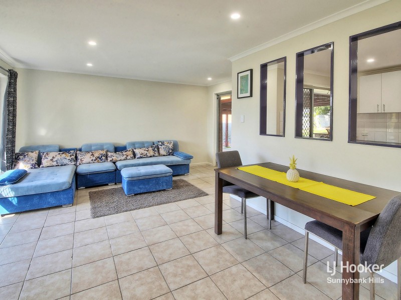 61 Calliope Street, Runcorn QLD 4113