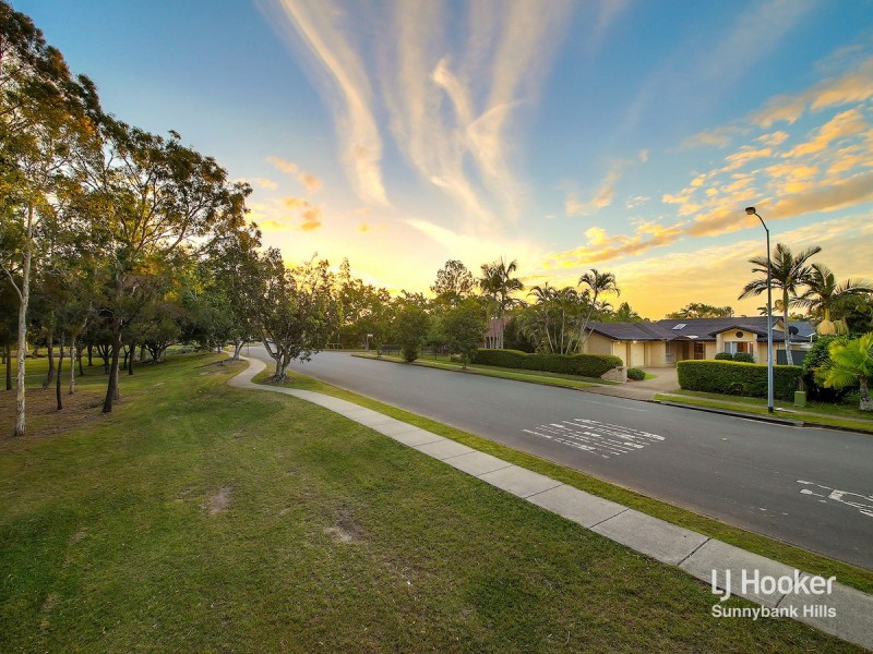 23 Golden Avenue, Calamvale QLD 4116