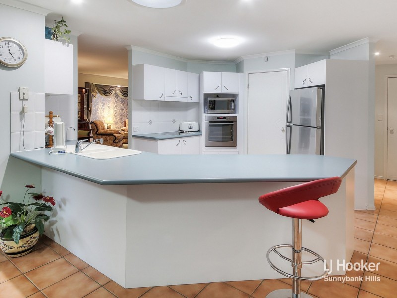 34 Sunflower Crescent, Calamvale QLD 4116