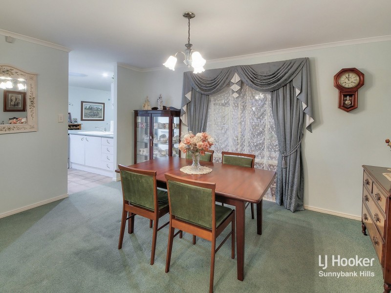 34 Sunflower Crescent, Calamvale QLD 4116