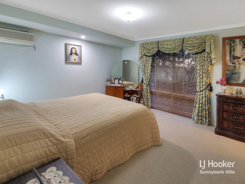 34 Sunflower Crescent, Calamvale QLD 4116