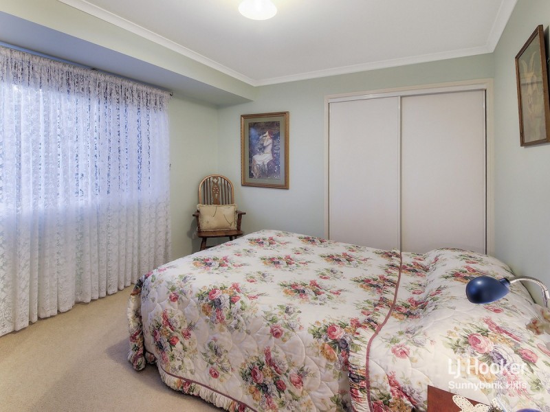 34 Sunflower Crescent, Calamvale QLD 4116