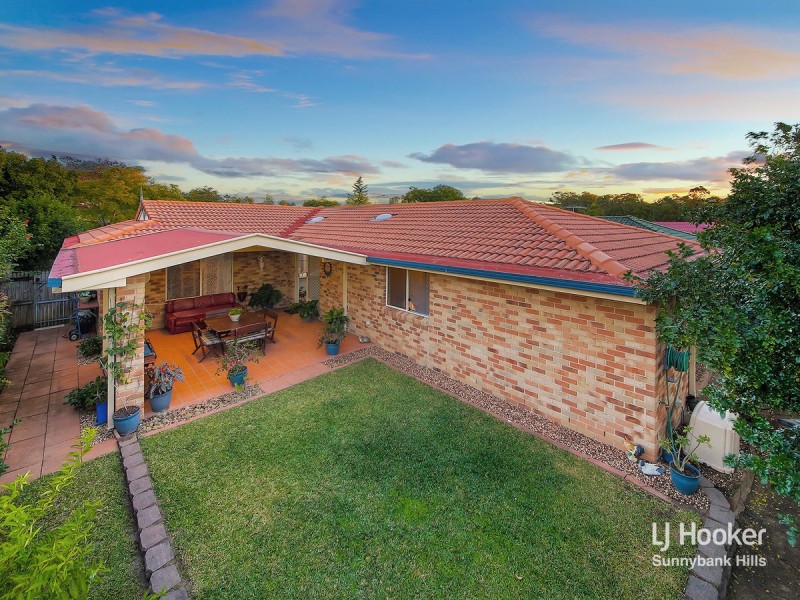 34 Sunflower Crescent, Calamvale QLD 4116