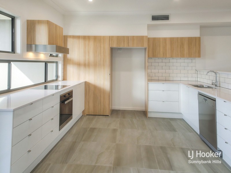 34 Lindwall Street, Upper Mount Gravatt QLD 4122