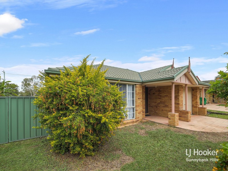 9 Greenlaw Place, Eight Mile Plains QLD 4113