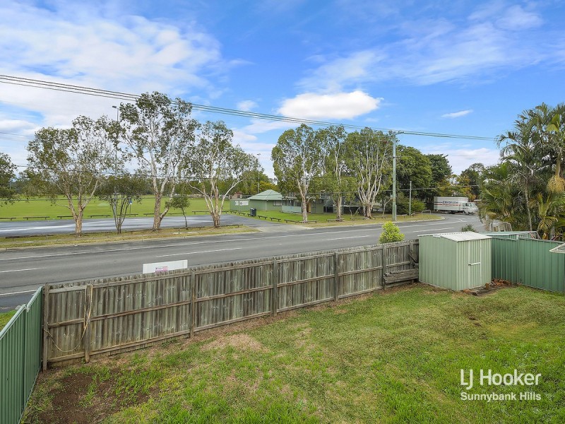 9 Greenlaw Place, Eight Mile Plains QLD 4113