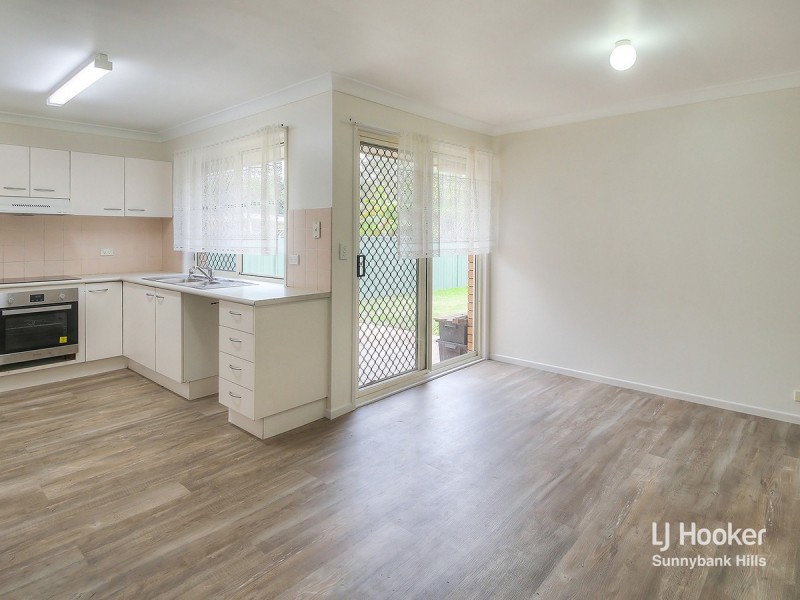 9 Greenlaw Place, Eight Mile Plains QLD 4113