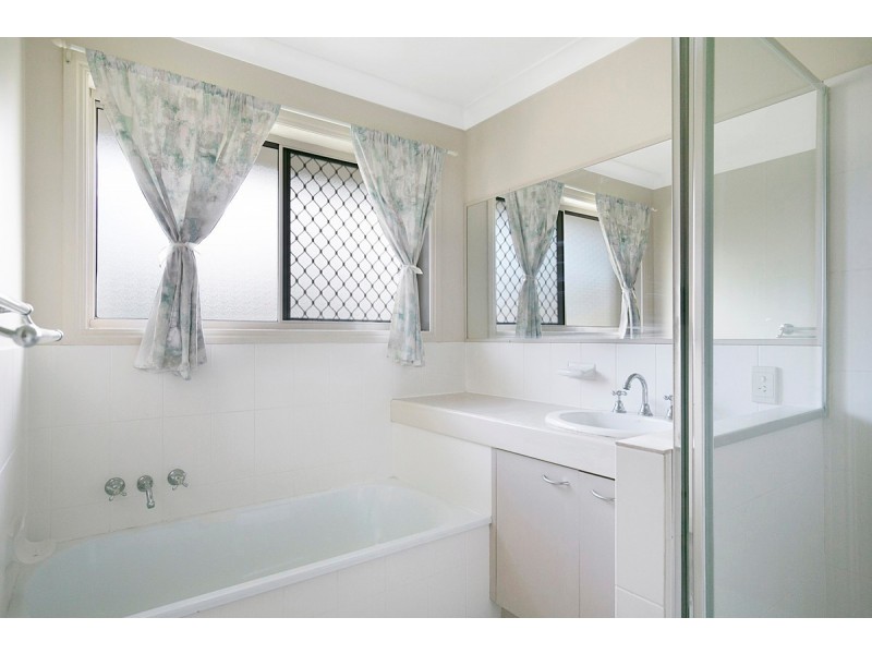 23 Maywood Crescent, Calamvale QLD 4116