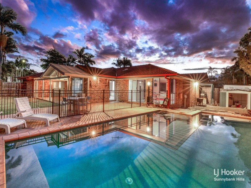 26 Bannockburn Crescent, Parkinson QLD 4115