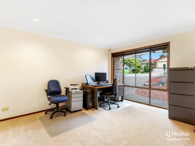 26 Bannockburn Crescent, Parkinson QLD 4115