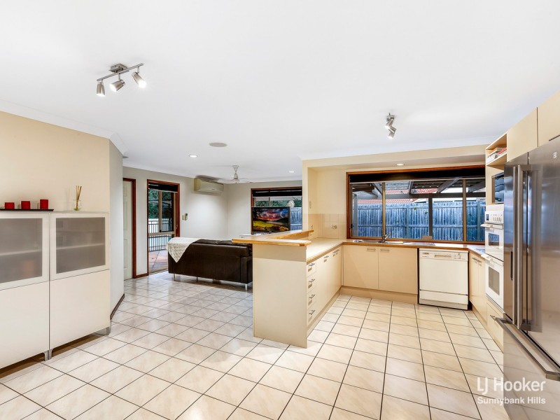 26 Bannockburn Crescent, Parkinson QLD 4115