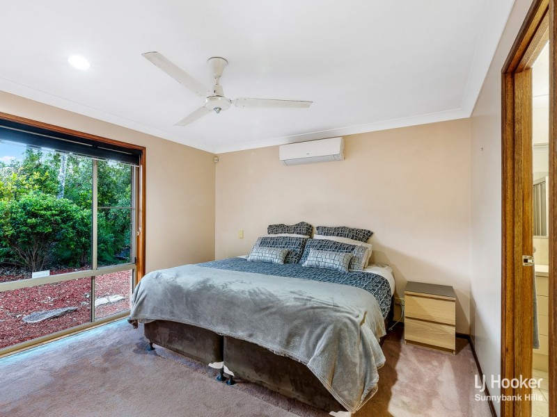 26 Bannockburn Crescent, Parkinson QLD 4115