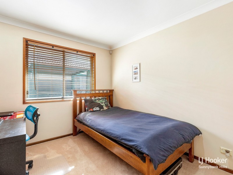 26 Bannockburn Crescent, Parkinson QLD 4115