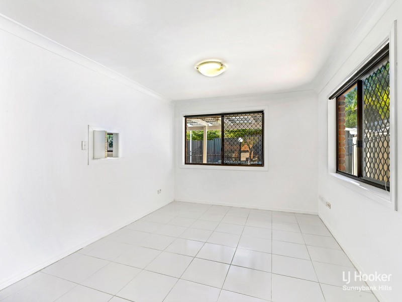 14 Coolidge Court, Stretton QLD 4116