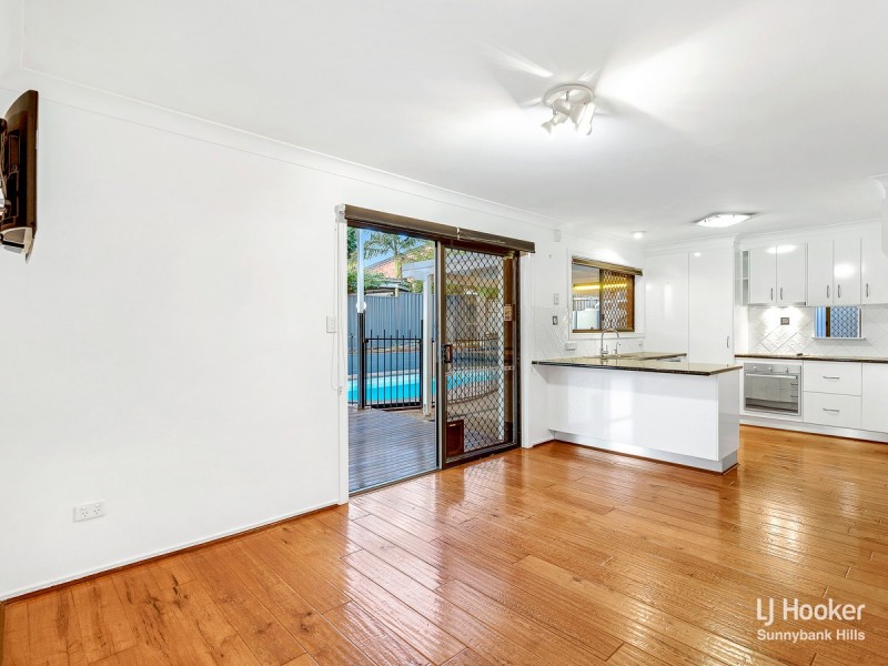 14 Coolidge Court, Stretton QLD 4116