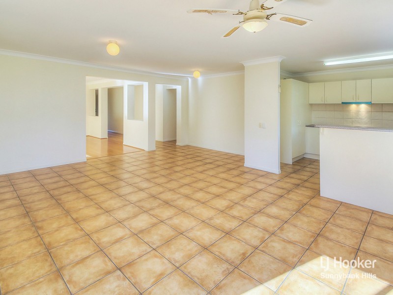 21/15 Parnassus Street, Robertson QLD 4109