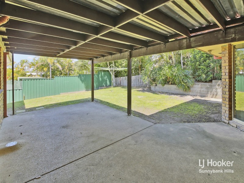 10 Knightsbridge Crescent, Rochedale QLD 4123