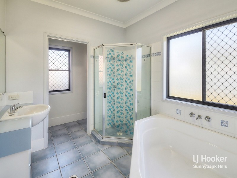 22 Ebony Place, Stretton QLD 4116