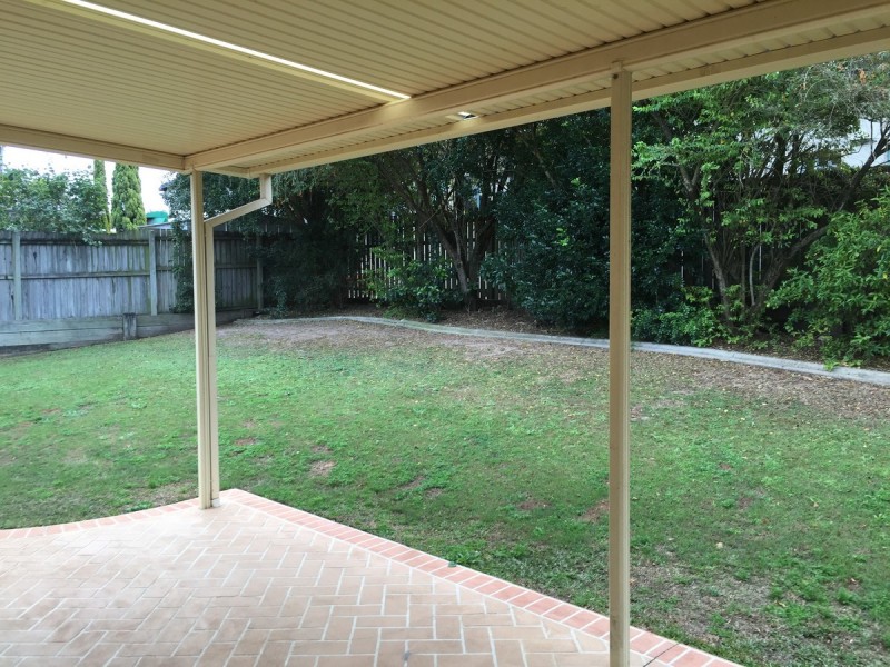 16 Carnation Crescent, Calamvale QLD 4116