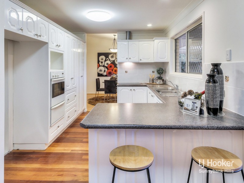 11 Boronia Close, Calamvale QLD 4116