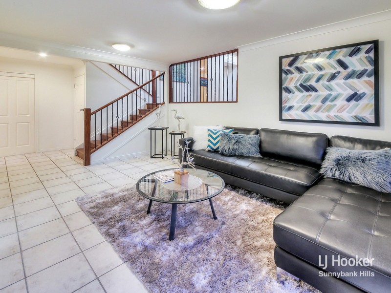 11 Boronia Close, Calamvale QLD 4116