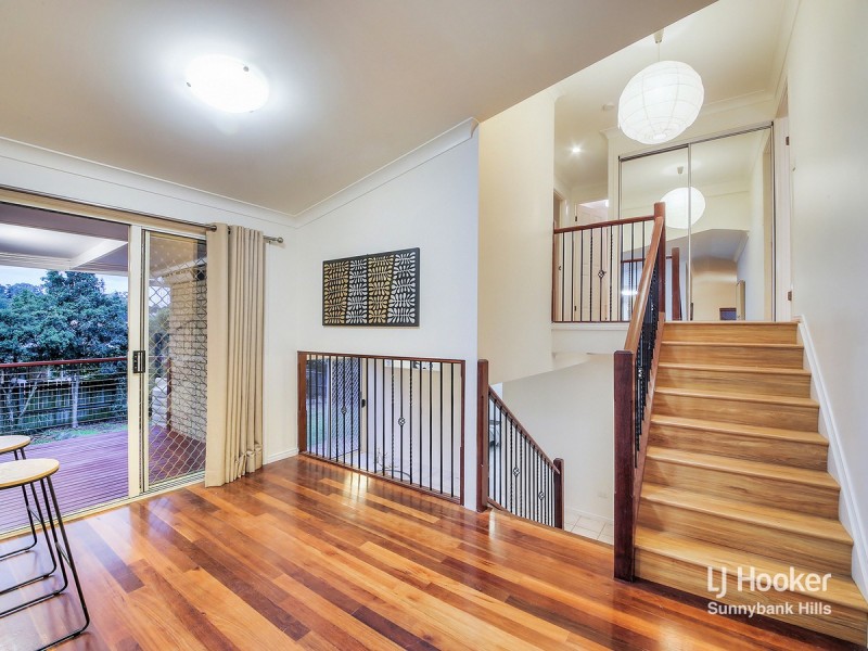 11 Boronia Close, Calamvale QLD 4116