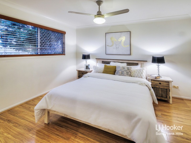 11 Boronia Close, Calamvale QLD 4116