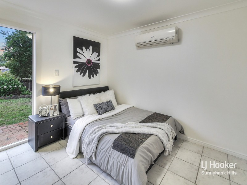 11 Boronia Close, Calamvale QLD 4116